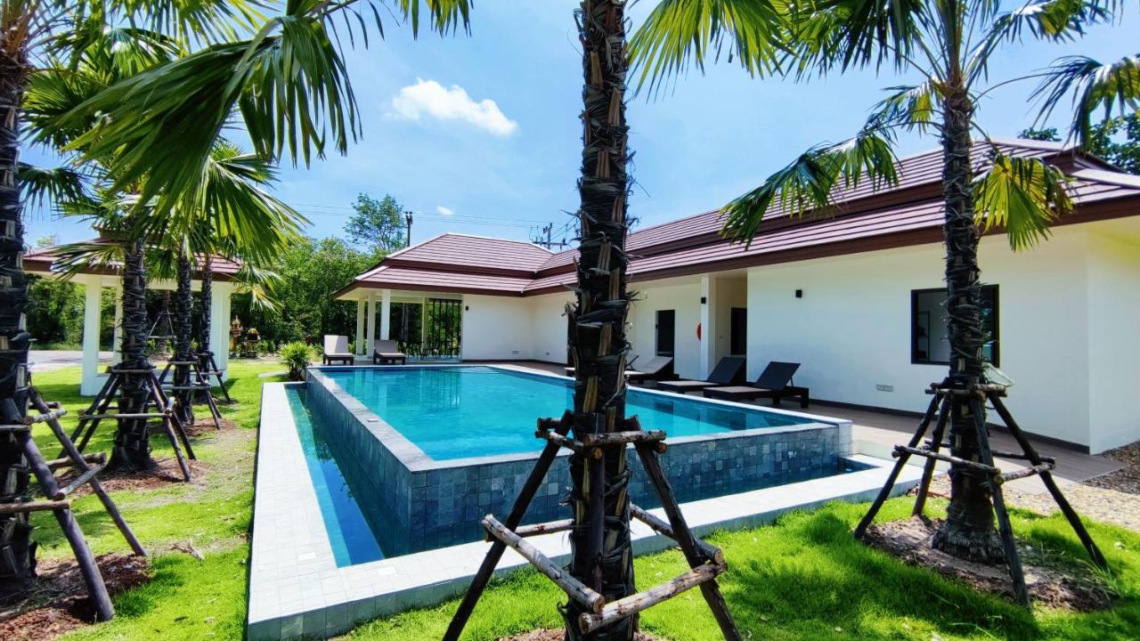 Isan Golf & Adventure Hotel Udon Thani Exterior foto