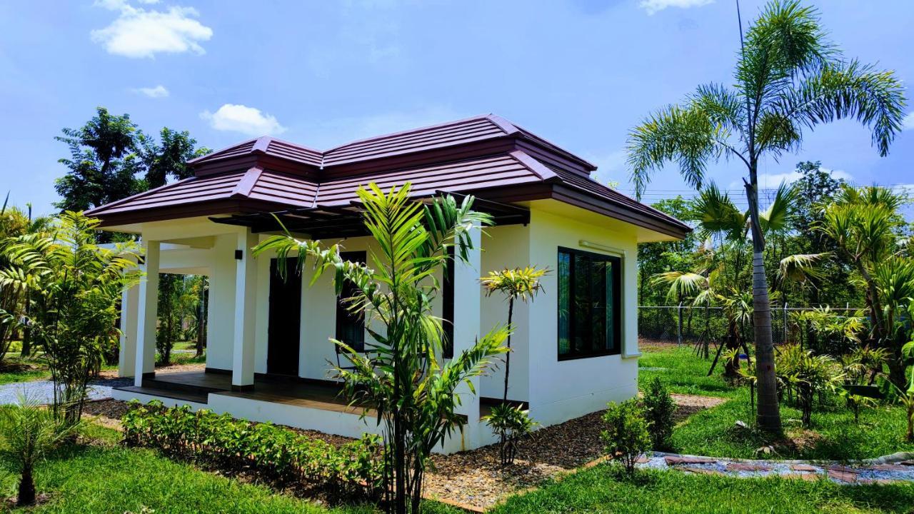 Isan Golf & Adventure Hotel Udon Thani Exterior foto
