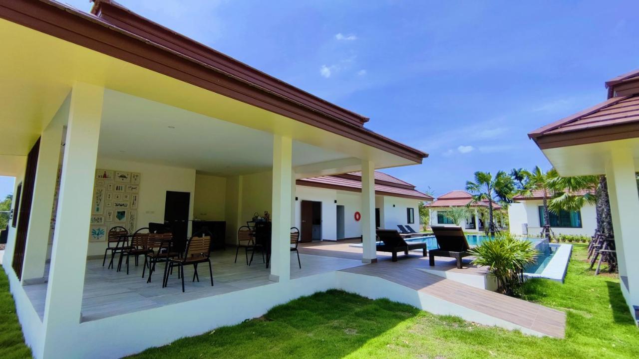 Isan Golf & Adventure Hotel Udon Thani Exterior foto
