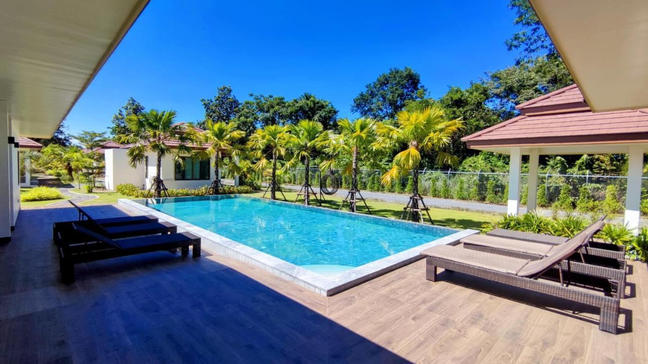 Isan Golf & Adventure Hotel Udon Thani Exterior foto