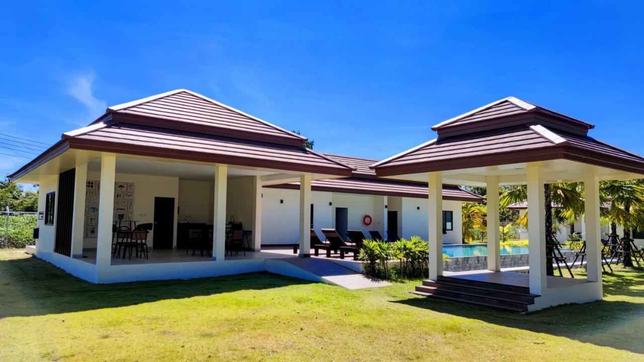 Isan Golf & Adventure Hotel Udon Thani Exterior foto